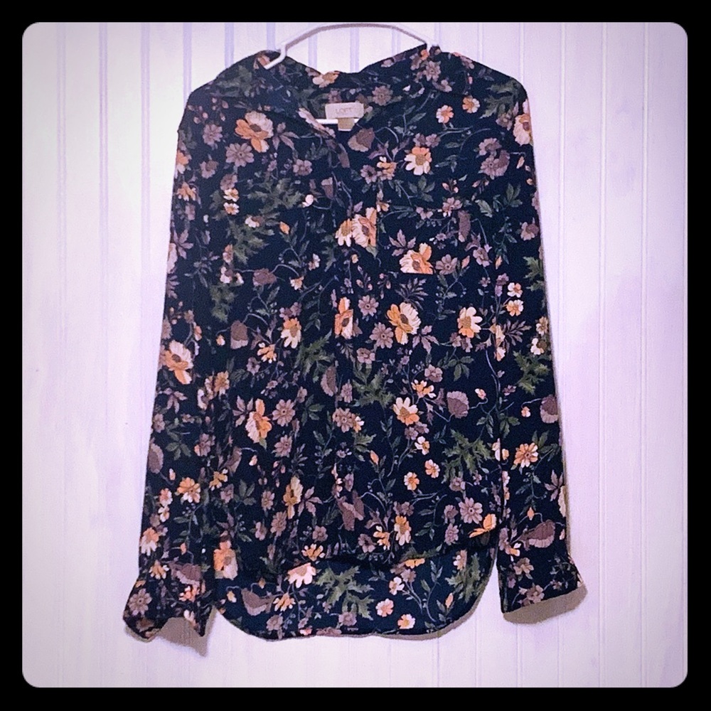 LOFT Outlet Floral Print Button- Up